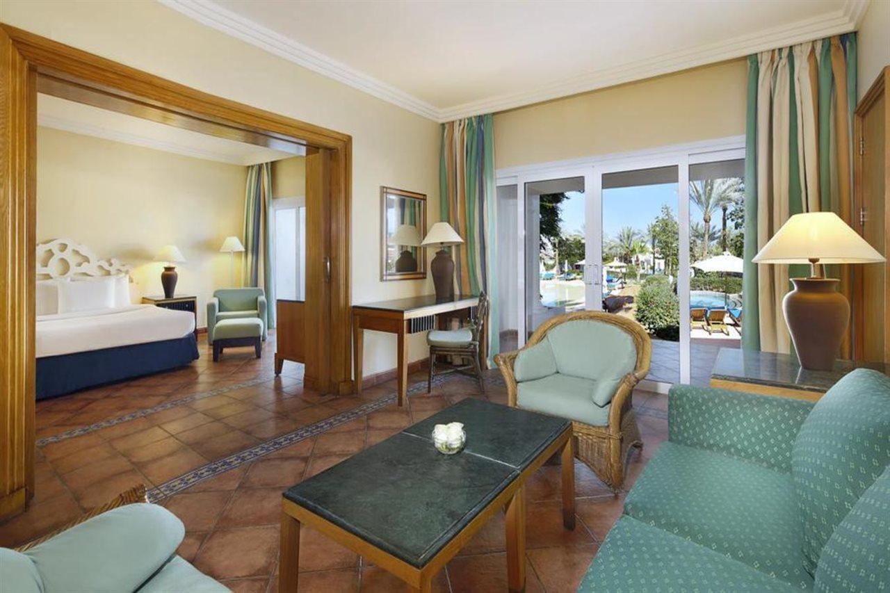 Sharm Dreams Vacation Club - Aqua Park Sharm El Sheikk Exterior foto A suite at the Hilton Sharm El Sheikh Resort